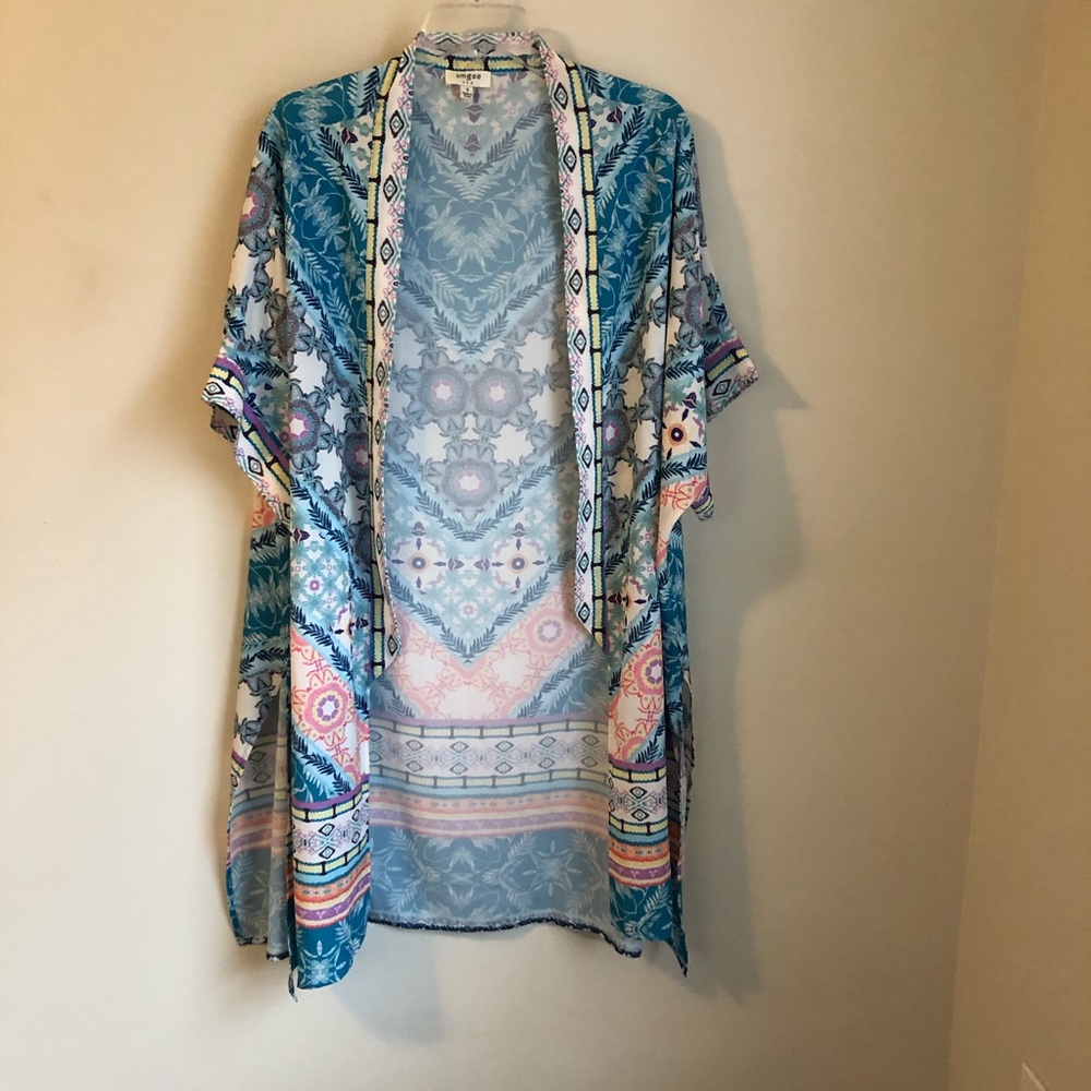 Umgee short sleeve long length kimono top small